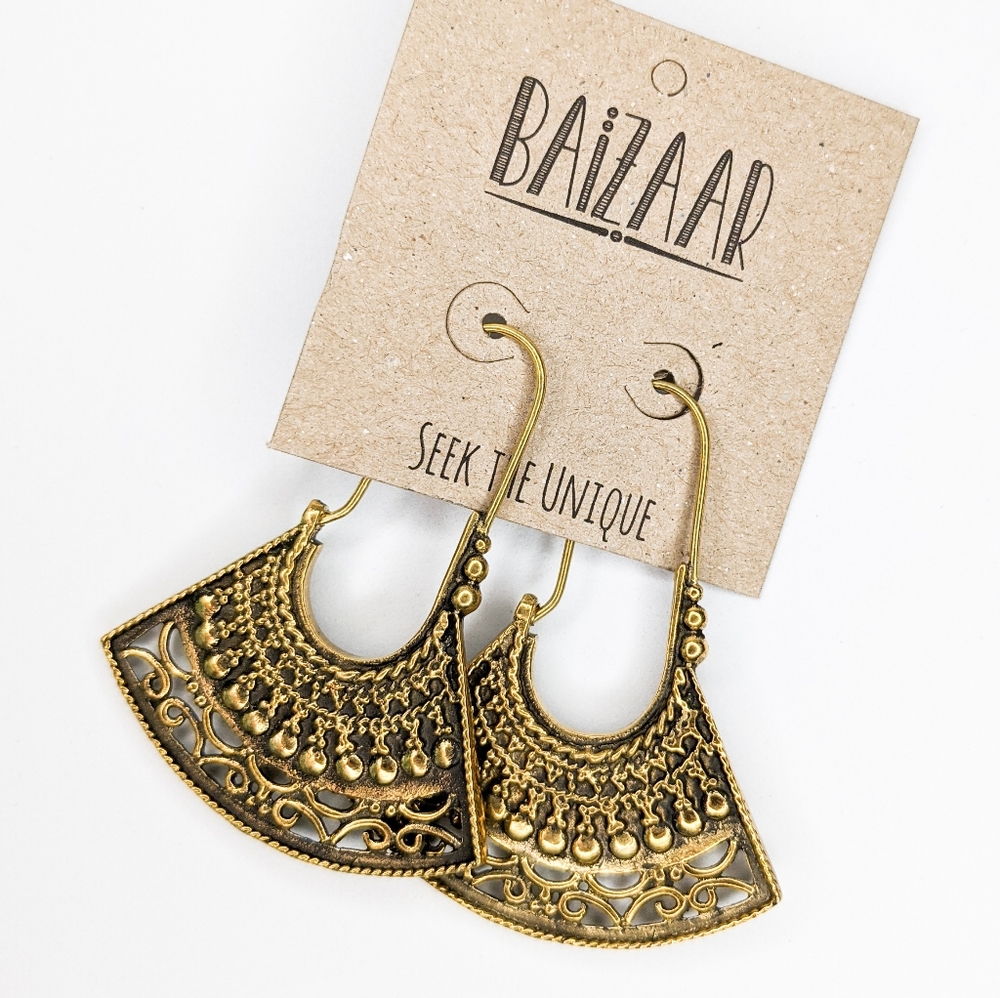 🦋LAST🦋 NWT Baizaar Carved Fan Brass Boho Earrings
